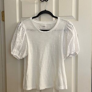 GAP Women's Short Sleeve White Eyelet Top